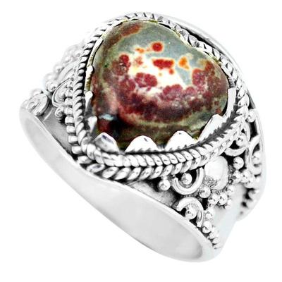 We have tons of gold and sterling silver jewelry options to choose from that are perfect for a Valentine's Day gift (or to treat...