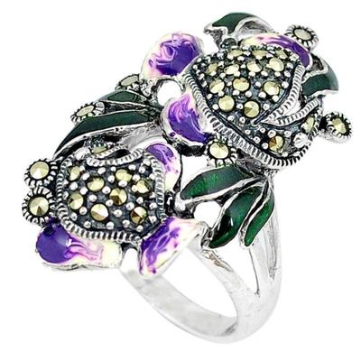 We have tons of gold and sterling silver jewelry options to choose from that are perfect for a Valentine's Day gift (or to treat...