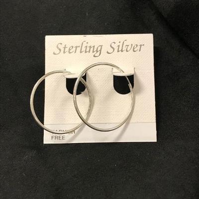 We have tons of gold and sterling silver jewelry options to choose from that are perfect for a Valentine's Day gift (or to treat...