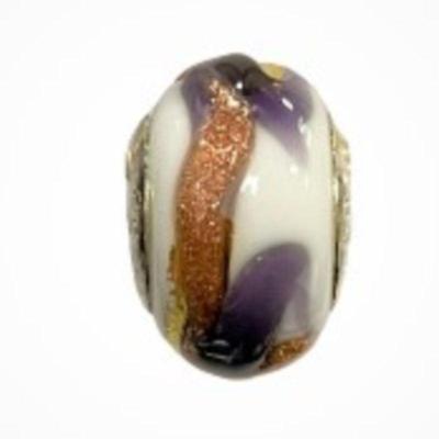 We have tons of gold and sterling silver jewelry options to choose from that are perfect for a Valentine's Day gift (or to treat...