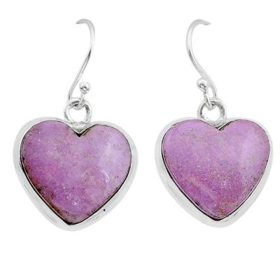 We have tons of gold and sterling silver jewelry options to choose from that are perfect for a Valentine's Day gift (or to treat...