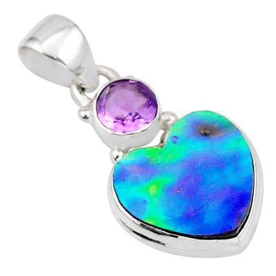 We have tons of gold and sterling silver jewelry options to choose from that are perfect for a Valentine's Day gift (or to treat...