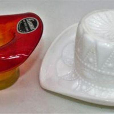 Lot 088
Glass hats Kanawha amberina