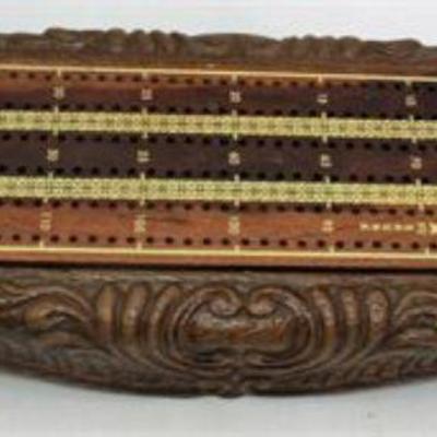 Lot 062
Cribbage board & contents