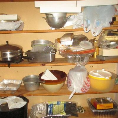 Tons of Vintage Kitchen Needs 