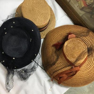 Trio of vintage hats 