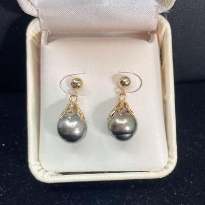 14K Gold Pearl Earrings