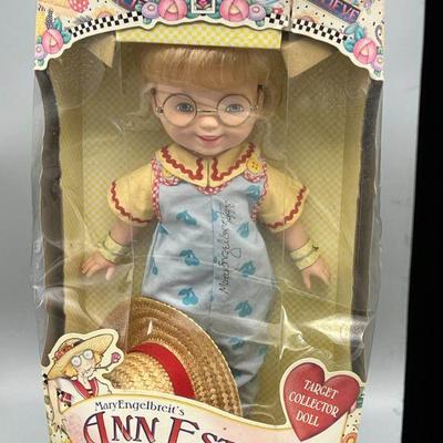 Signed Mary Engelbreitâ€™s Ann Estelle Doll With Box
