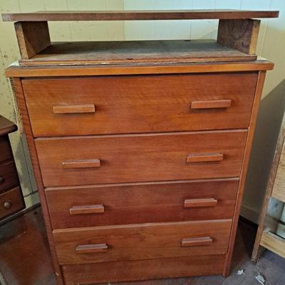 MHT077 Vintage Wood Dresser with Riser
