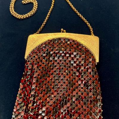 Whiting and Davis mesh clutch