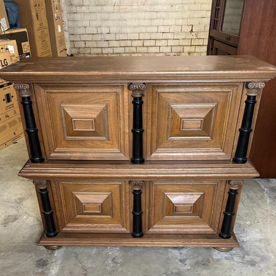 $20 vintage trunk cabinet	