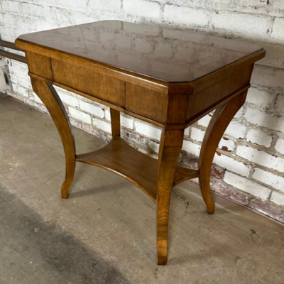 $40 vintage baker furniture end table	