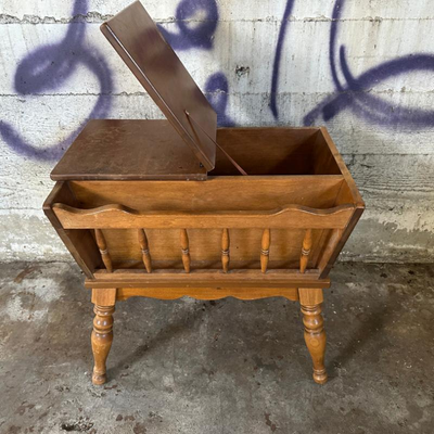 $50 vintage ethan allen magazine dough box end table	