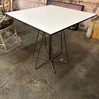 $350 - Knoll Cafe Table