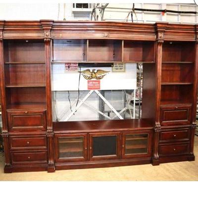 296: 5pc Hooker large mahogany finish TV/Wall unit approx. 120" w x 23" d x 93" h