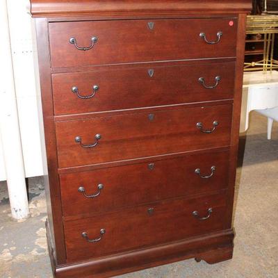 119: Contemporary mahogany finish 5 drawer high chest approx. 40