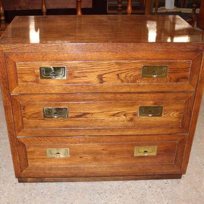 225: Vintage Henredon walnut campaign style 3 drawer bachelors chest approx. 32" w x 18" d x 28" h