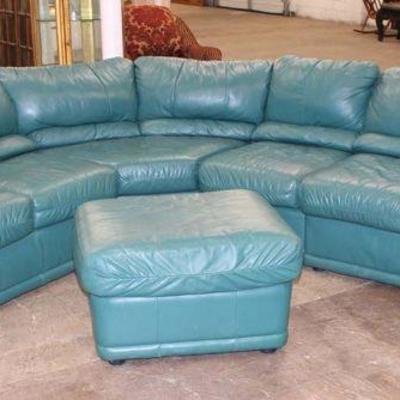 132: Vintage leather 5pc sectional sofa in the seafoam blue and green, has rub marks on back edges approx. 108