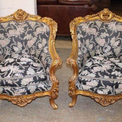 133: Pair of highly carved French style parlor chairs in the gold frame approx. 36