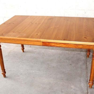 138: Farm style turn leg pine dining room table approx. 62
