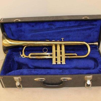 332: Vintage Heimer brass plated trumpet in case approx. 22" w x 8" d x 6" h