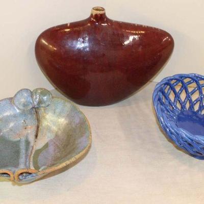 355: 3 pieces of pottery approx. 1) 14" w x 11" h 2) 10" w x 5" d x 4" h 3) 11" diameter x 4" h