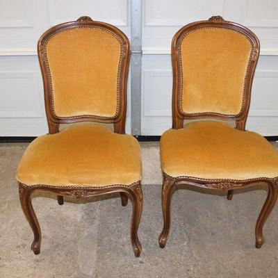220: Pair of French style upholstered side chairs on walnut frames approx. 20" w x 18" d x 38" h seat height 18"