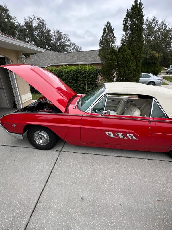 SPRING HILL TREASURE HUNT WITH A '63 TBIRD CONVERTIBLE