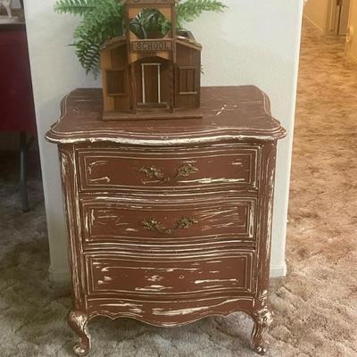 End table distressed 