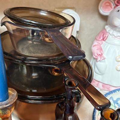 brown pyrex cookware