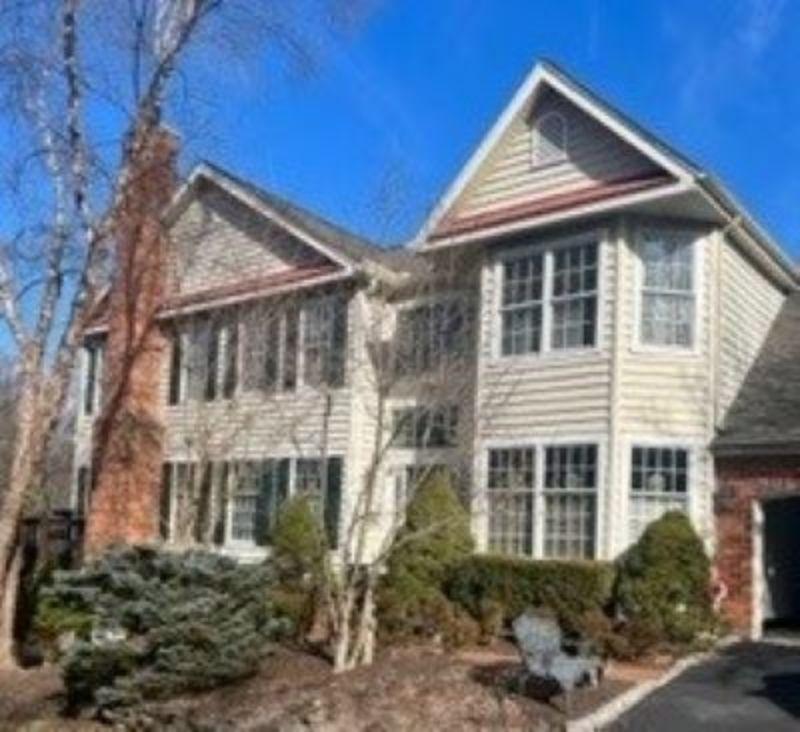 GUNNING AND COMPANY ESTATE SALES IS IN PHOENIXVILLE PA FOR A 2DAY SALE