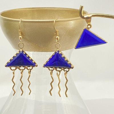 14k Gold & Lapis Lazuli Pyramid Shaped Set
