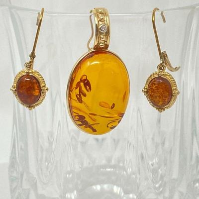 14k Gold and Natural Amber Pendant with 10k Earrings- Jewelry Set