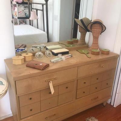 mid-century dresser with mirror $325
dresser 52 1/2 X 18 X 30 1/2
