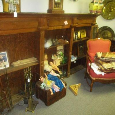 Victorian Lg Built in Cabinet