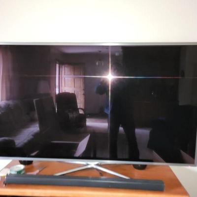 Samsung 60" 7100 series smart tv