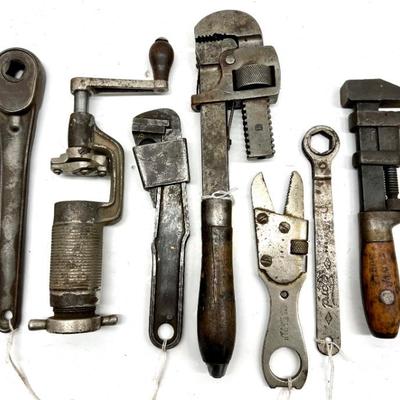 Antique wrenches 