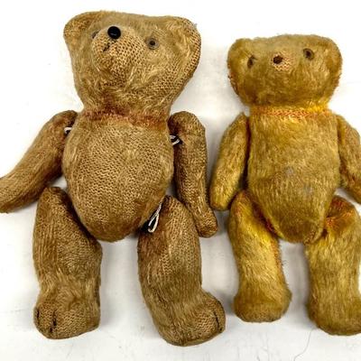 Miniature jointed teddy bears 