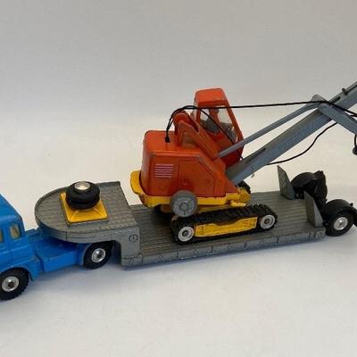 Corgi Toys 1131 Major Bedford Carrimore Detachable Axel Machinery Carrier with Priestman 