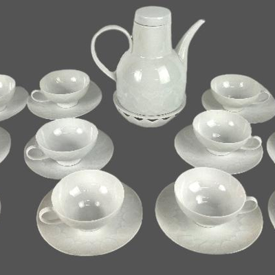 Rosenthal Lotus White China - Teapot with Warmer, 12 Cups & Saucers -Made in Germany