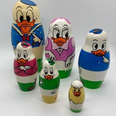 Vintage 1970's Eichorn Germany Nesting Doll (Matryoshka) - Donald Duck & Family