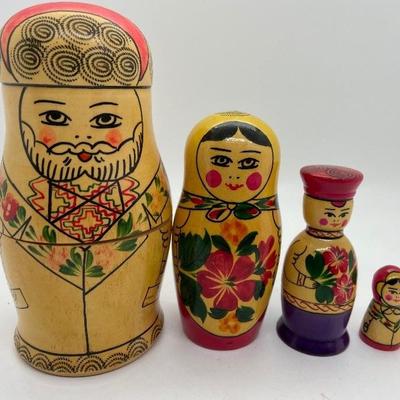 Vintage Rare Russian Nesting Doll (Matryoshka) family - 4 Dolls - Made in Russia