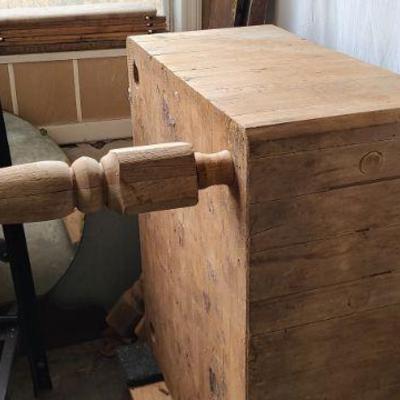 Large Chopping Block Island 