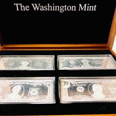 Washington Mint 1999 currency proof set in wooden presentation case