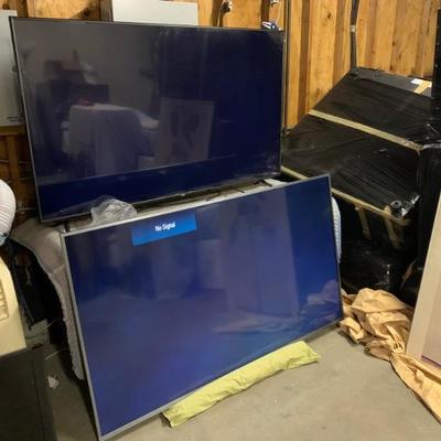 Two flat screen TVs available