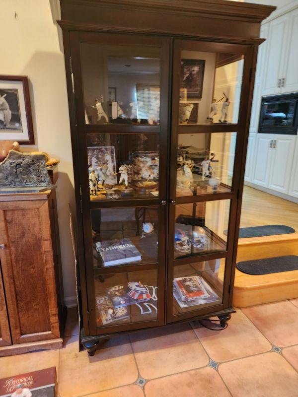 Middletown Estate Sale Furniture, Militaria, Art, Sports Collectibles