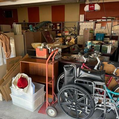 Estate sale photo