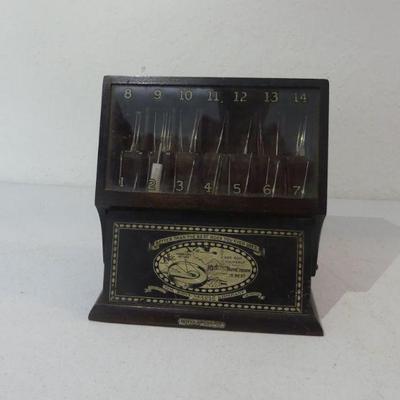Antique (Early 1900s) Boye Needle Co. Wood/Glass Crochet Hook Display Case with Lots of Hooks