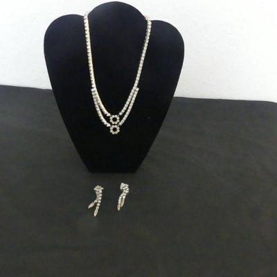 Costume Rhinestone/Silver Tone Necklace & Clip-On Earring Set