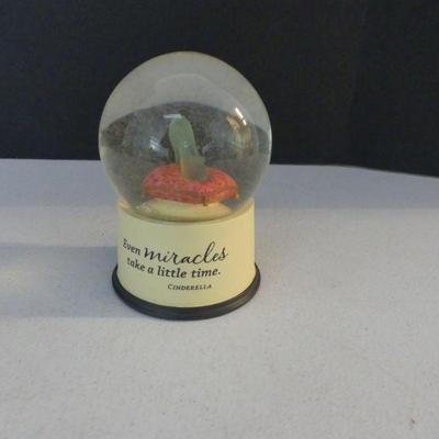 Disney/Hallmark Cinderella "Even Miracles Take a Little Time" Snow Globe